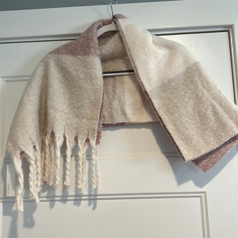 Gentle Fawn Huntington Scarf